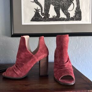 Chinese Laundry Ankle Boots Suede Peep Toe  Paprika Kristin Cavallari Size 8.5